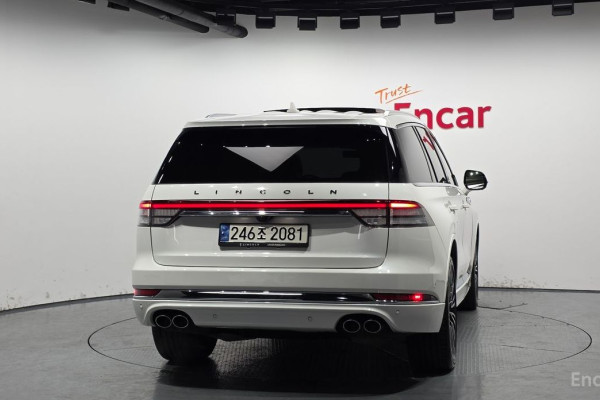 2023 Lincoln Aviator с пробегом 13 589 км