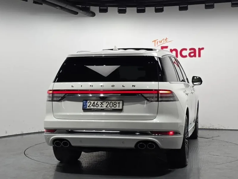 2023 Lincoln Aviator с пробегом 13 589 км