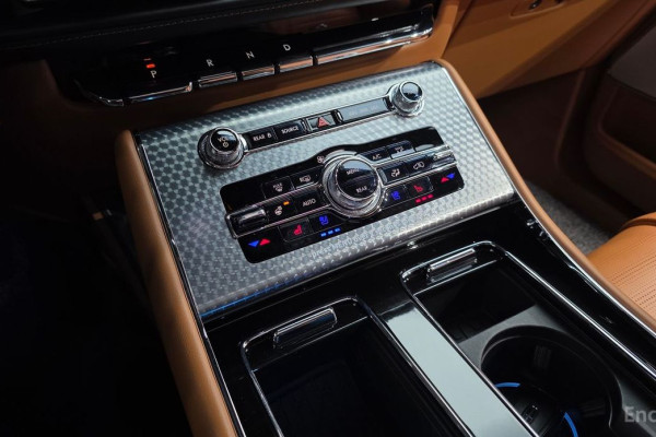 2023 Lincoln Aviator с пробегом 13 589 км