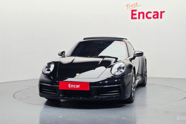 2020 Porsche 911 с пробегом 9 976 км