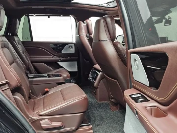 2021 Lincoln Aviator с пробегом 123 043 км