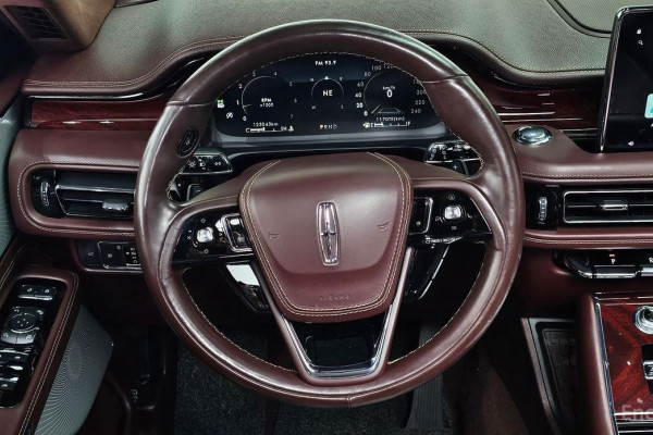 2021 Lincoln Aviator с пробегом 123 043 км