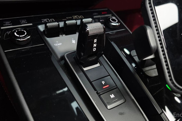 2020 Porsche 911 с пробегом 9 976 км