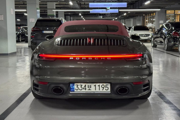 2021 Porsche 911 с пробегом 19 500 км