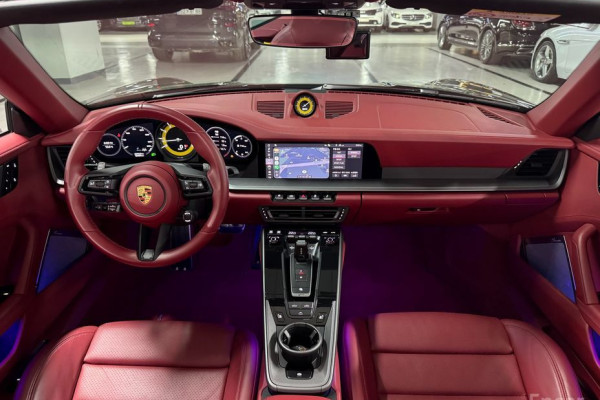 2021 Porsche 911 с пробегом 19 500 км