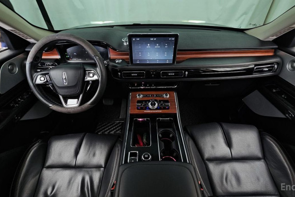 2023 Lincoln Aviator с пробегом 52 320 км