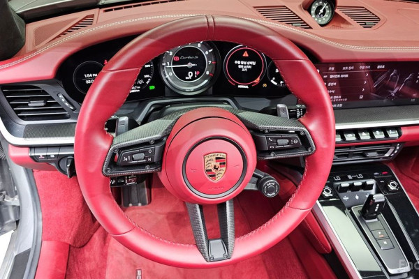 2023 Porsche 911 с пробегом 6 433 км