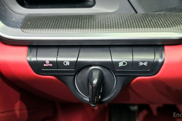 2023 Porsche 911 с пробегом 6 433 км