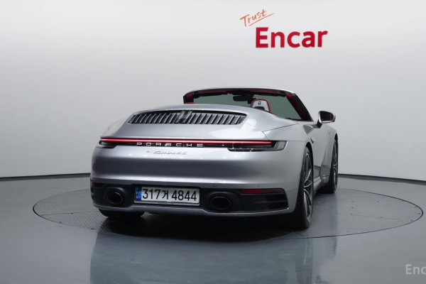 2020 Porsche 911 с пробегом 15 577 км