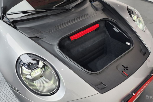 2020 Porsche 911 с пробегом 15 577 км