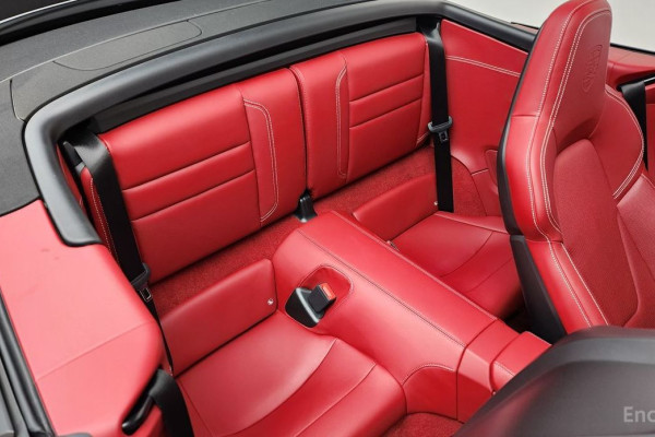 2020 Porsche 911 с пробегом 15 577 км