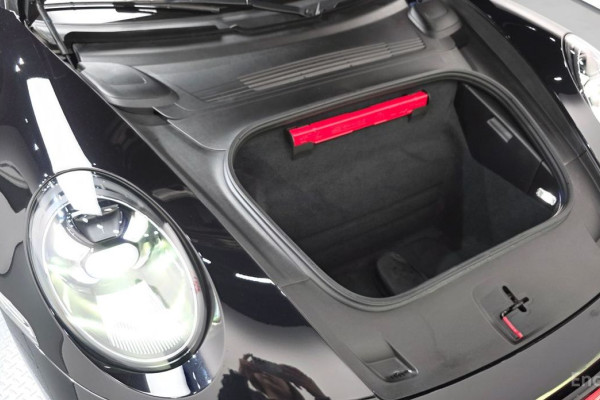 2021 Porsche 911 с пробегом 28 186 км