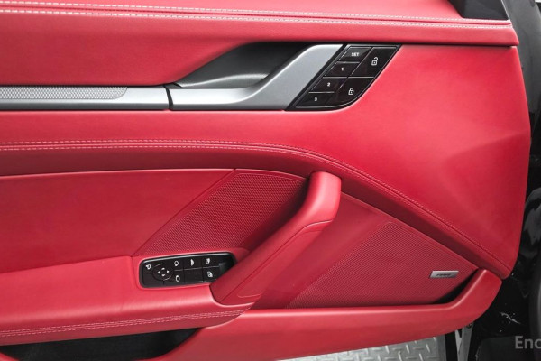 2021 Porsche 911 с пробегом 28 186 км