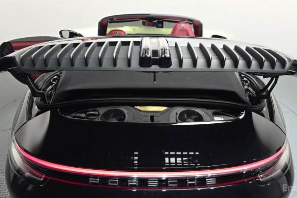 2021 Porsche 911 с пробегом 28 186 км