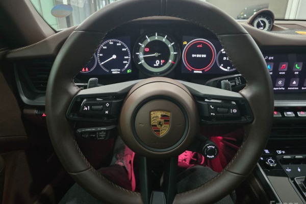 2024 Porsche 911 с пробегом 4 862 км