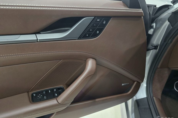 2024 Porsche 911 с пробегом 4 862 км