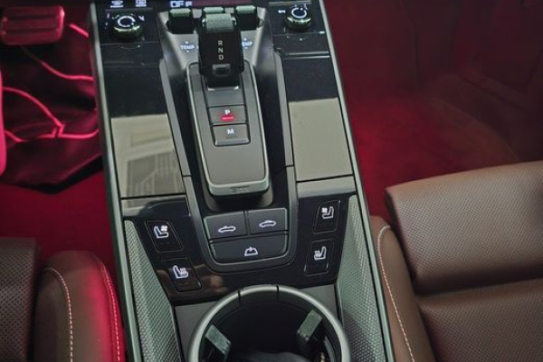 2024 Porsche 911 с пробегом 4 862 км