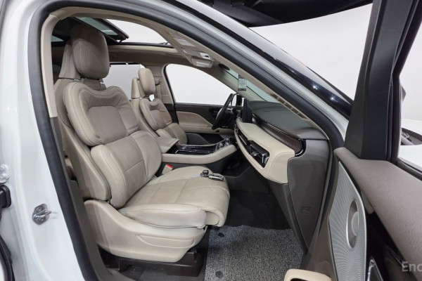 2023 Lincoln Aviator с пробегом 43 039 км