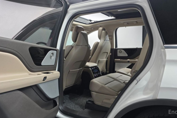 2023 Lincoln Aviator с пробегом 43 039 км