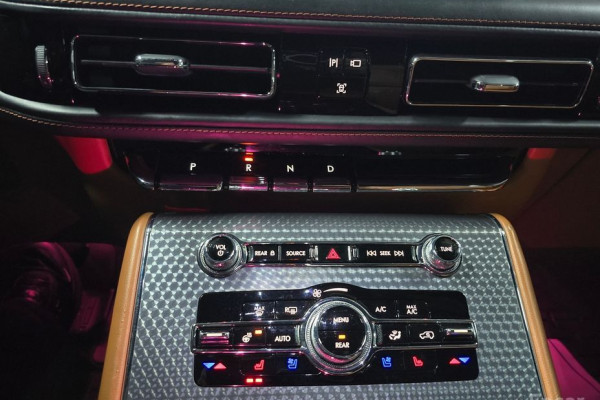 2022 Lincoln Aviator с пробегом 77 269 км