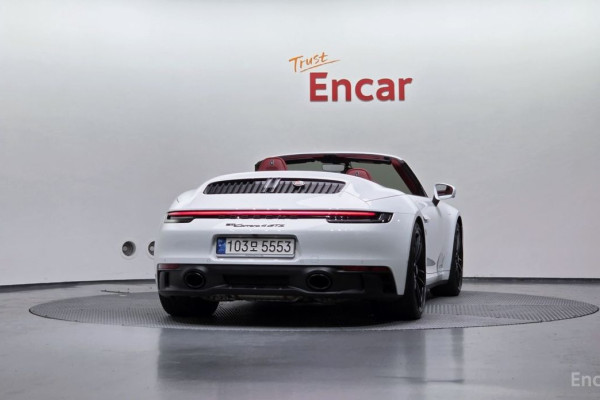 2023 Porsche 911 с пробегом 32 164 км