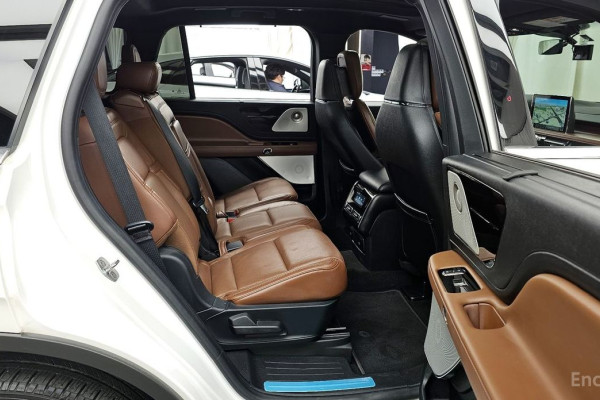 2021 Lincoln Aviator с пробегом 81 531 км