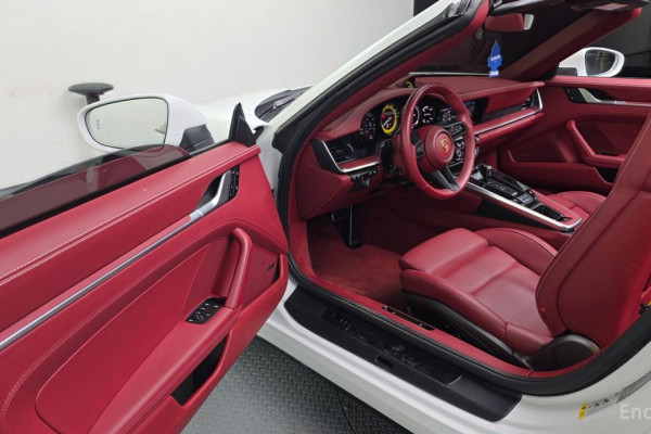 2023 Porsche 911 с пробегом 32 164 км