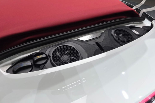 2023 Porsche 911 с пробегом 32 164 км