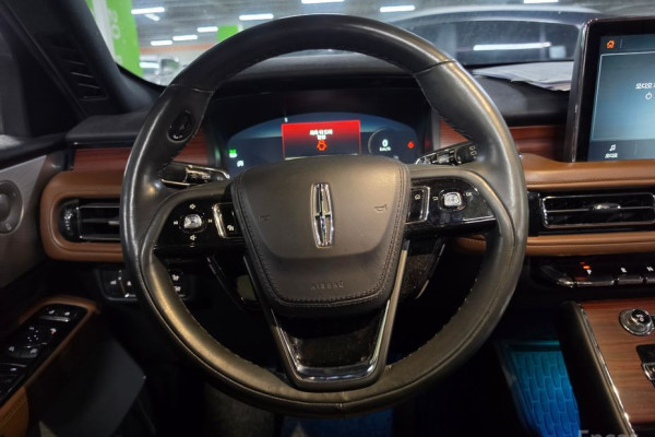 2021 Lincoln Aviator с пробегом 119 000 км