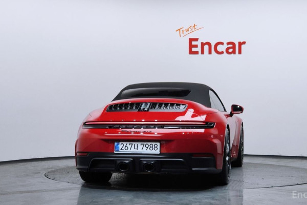 2025 Porsche 911 с пробегом 2 097 км