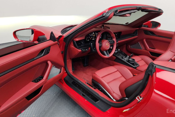 2025 Porsche 911 с пробегом 2 097 км