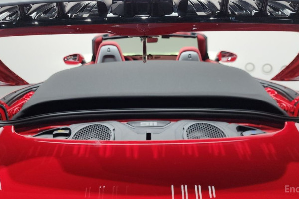 2025 Porsche 911 с пробегом 2 097 км