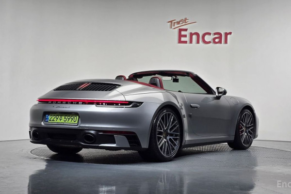 2021 Porsche 911 с пробегом 25 060 км