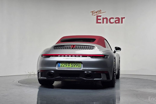 2021 Porsche 911 с пробегом 25 060 км