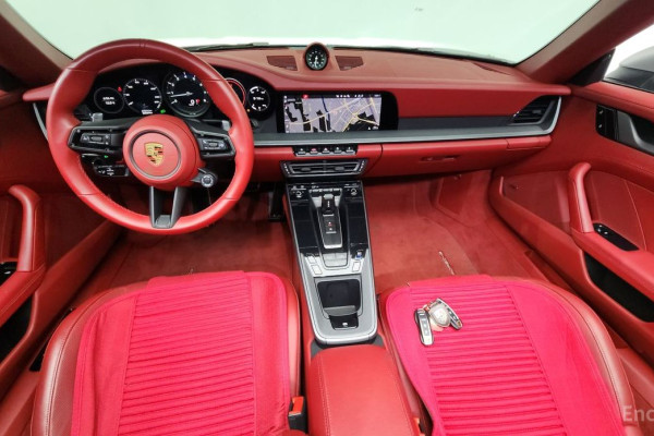 2021 Porsche 911 с пробегом 25 060 км