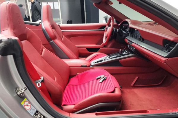 2021 Porsche 911 с пробегом 25 060 км