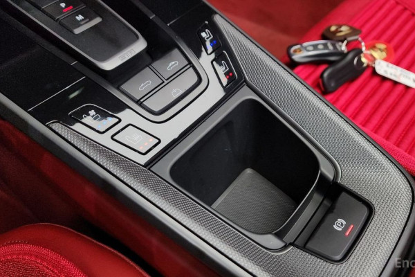 2021 Porsche 911 с пробегом 25 060 км