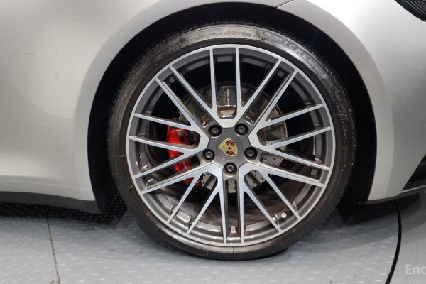 2021 Porsche 911 с пробегом 25 060 км