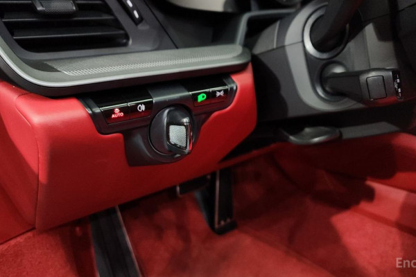 2021 Porsche 911 с пробегом 25 060 км