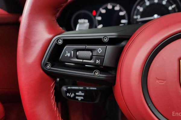 2021 Porsche 911 с пробегом 25 060 км