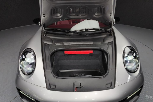 2023 Porsche 911 с пробегом 18 985 км