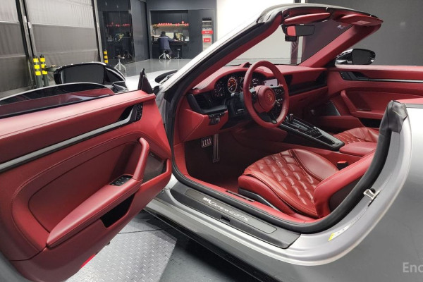 2023 Porsche 911 с пробегом 18 985 км