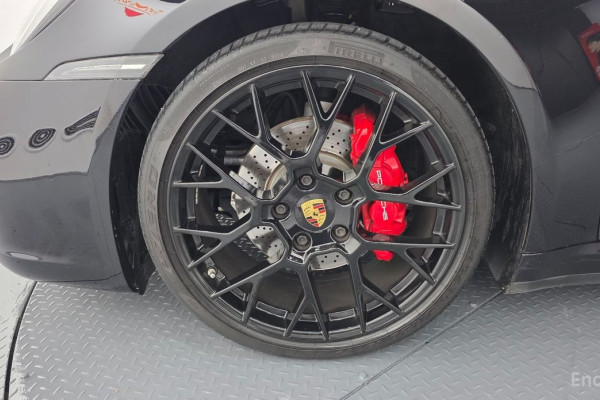 2020 Porsche 911 с пробегом 35 373 км