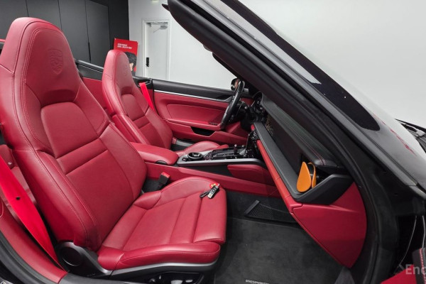 2020 Porsche 911 с пробегом 35 373 км