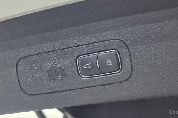 2023 Lincoln Aviator с пробегом 44 131 км