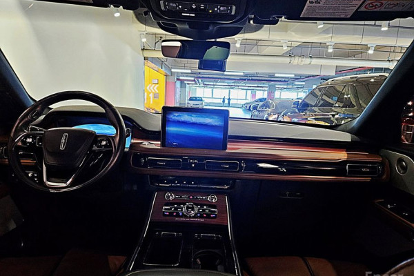 2023 Lincoln Aviator с пробегом 18 167 км