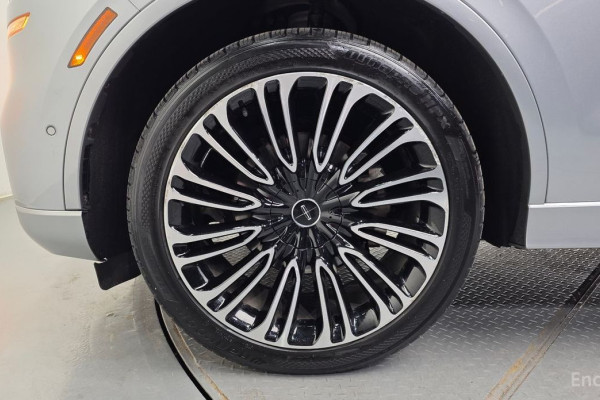 2020 Lincoln Aviator с пробегом 65 016 км