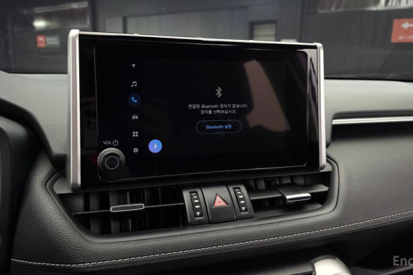 2024 Toyota RAV4 с пробегом 25 726 км