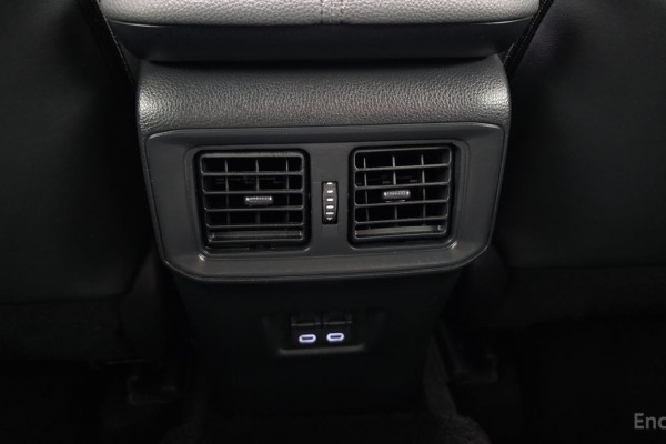 2024 Toyota RAV4 с пробегом 25 726 км