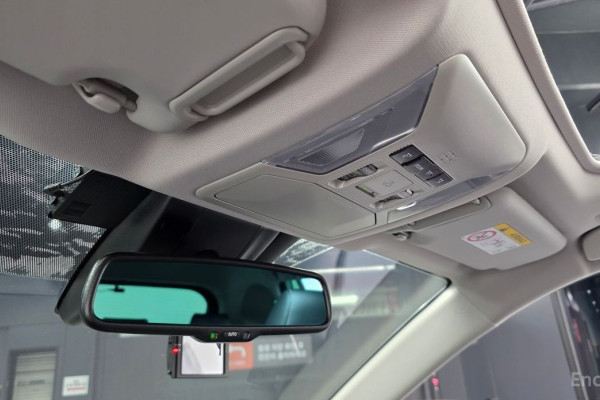 2024 Toyota RAV4 с пробегом 25 726 км